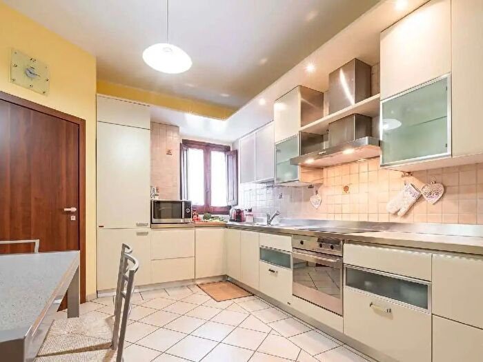 Appartamento in affitto in Via Barcellona, Cagliari