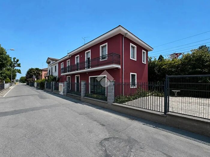 Appartamento bilocale in vendita in Via al Taro, Fontevivo