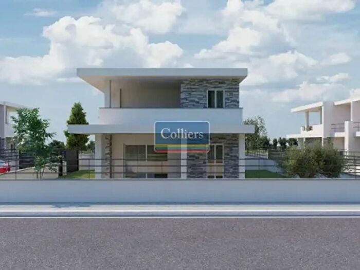 Casa quadrilocale in vendita in Via Colle Paradiso, Anzio