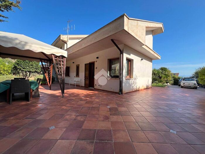 Casa con 5 locali in vendita in Via Libero Grassi, Castellammare Del Golfo