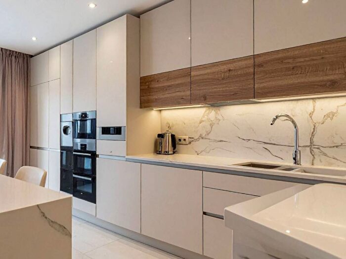 Appartamento trilocale in affitto in Via Santa liberata Cento Fe, Cento Paese, Cento