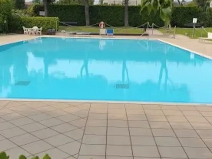 Appartamento quadrilocale in vendita in Via Padre Annibale Maria di Francia, Desenzano Del Garda