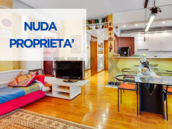 Appartamento trilocale in vendita in Corso Europa, Pessano Con Bornago