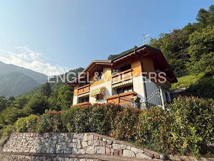 Casa trilocale in vendita in Via Monte Suello, Storo