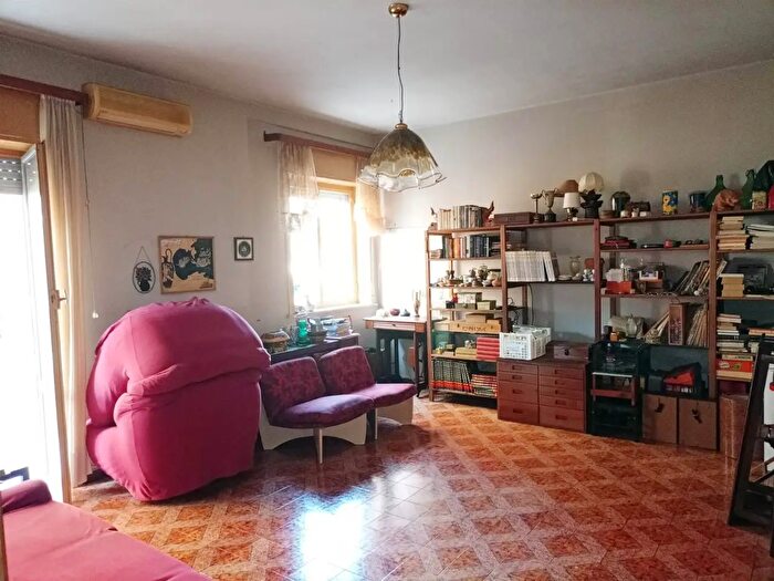 Appartamento trilocale in vendita in Siracusa