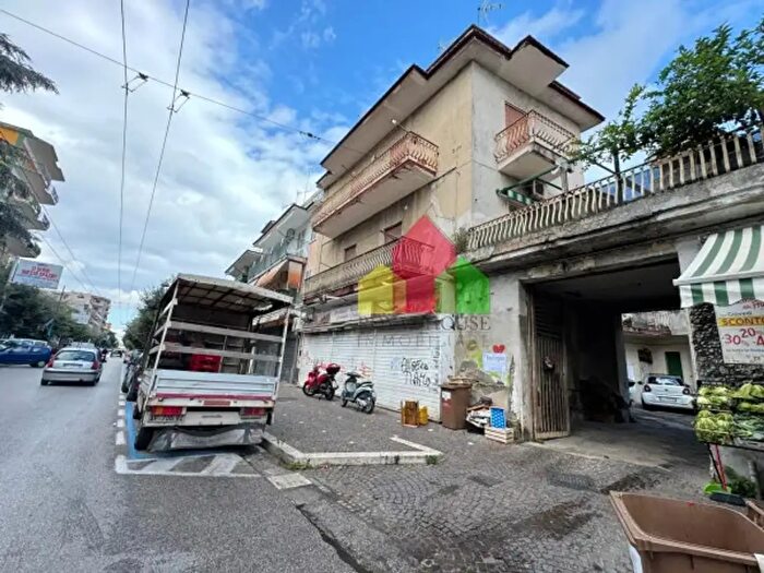 Appartamento trilocale in vendita in Via Roma, Melito Di Napoli