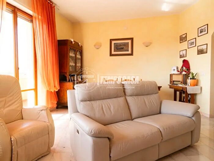 Appartamento quadrilocale in vendita in Via Roma, Fano