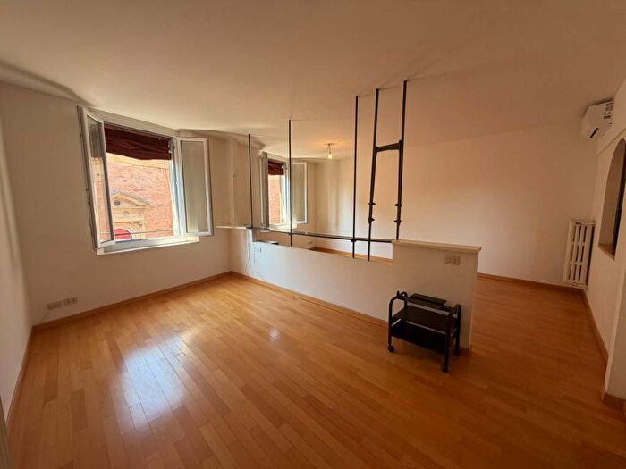 Appartamento quadrilocale in affitto in Via Saragozza, Saragozza dentro le Mura, Bologna