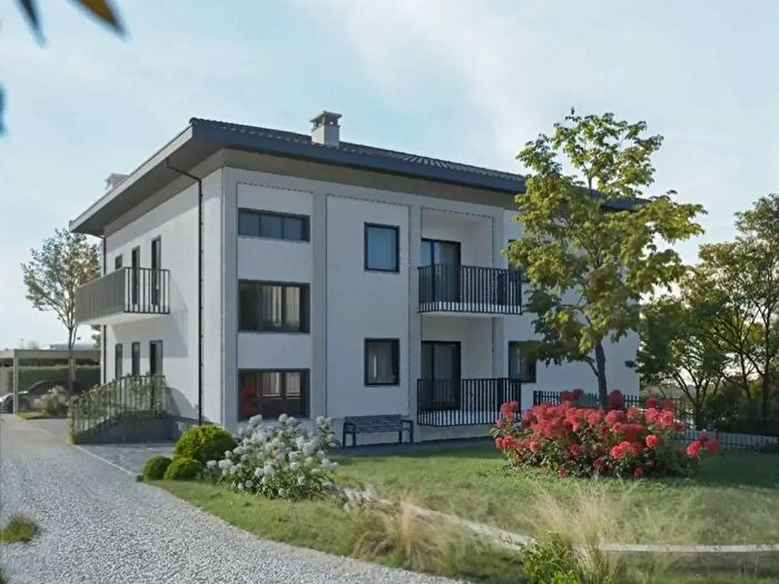 Appartamento quadrilocale in vendita in Ala