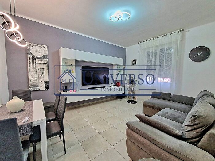 Appartamento bilocale in vendita in Via Trento E Trieste Voghera, Voghera