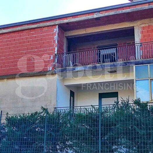 Appartamento quadrilocale in vendita in Via Francesca Morvillo, Belpasso