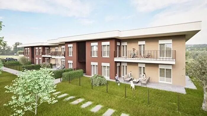 Appartamento trilocale in vendita in Via Adamello Capriolo, Capriolo