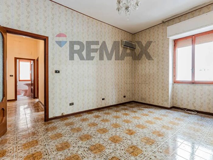 Appartamento trilocale in vendita in Via Gianturco, Cagliari