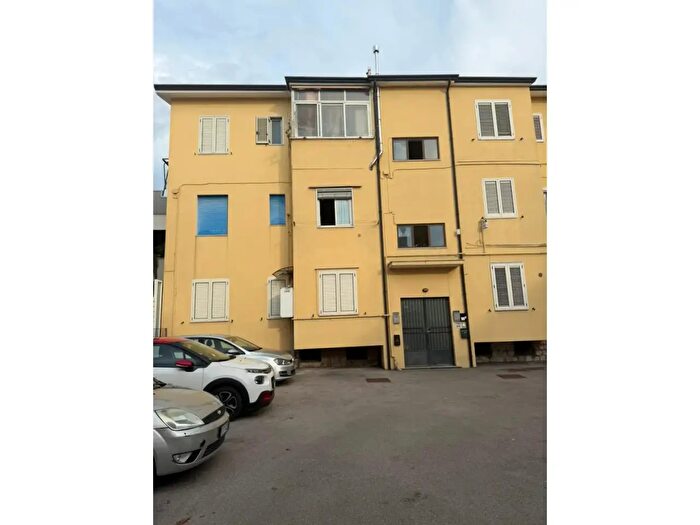 Appartamento trilocale in vendita in Via Madonna del Carmine, Avella