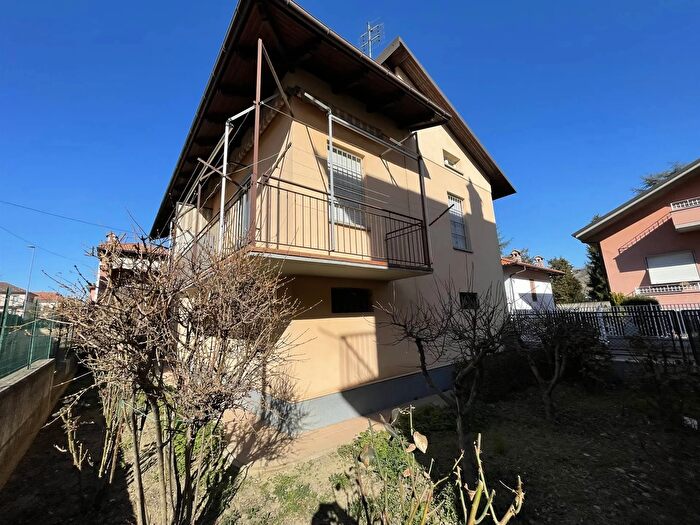 Case in Vendita e in Affitto - 2