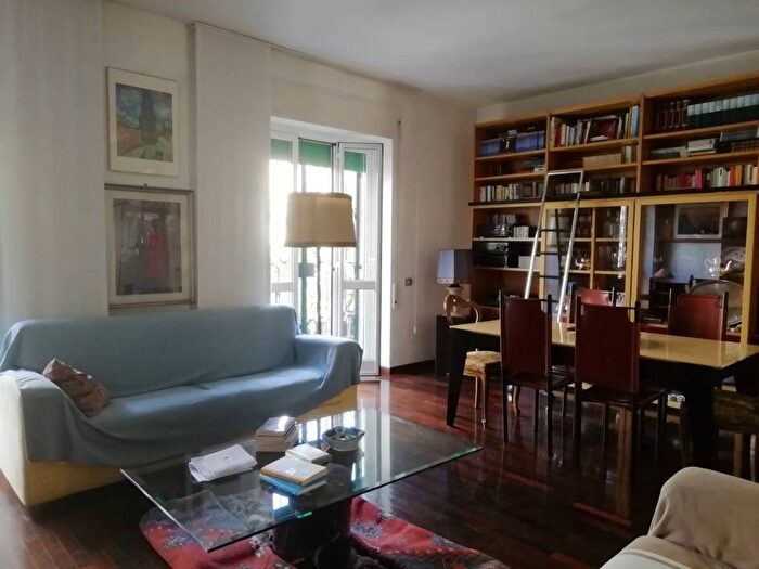 Appartamento trilocale in affitto in Via Collalto Sabino, Africano Villa Chigi, Roma