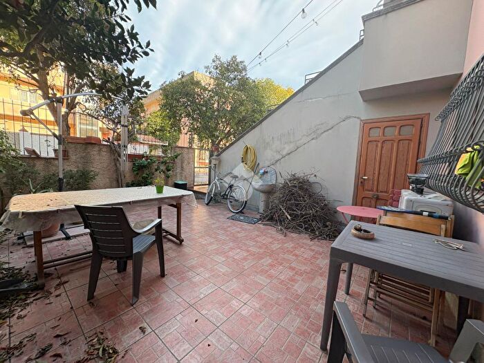 Casa quadrilocale in vendita in Traversa VIII Crotone, Catanzaro