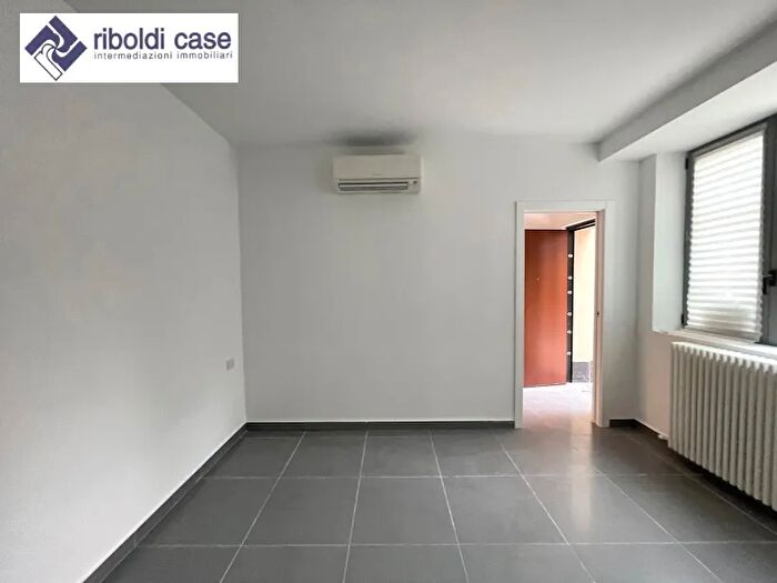 Appartamento bilocale in vendita in Mariano Comense
