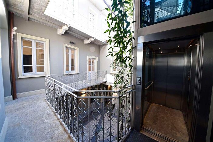 Casa con 16 locali in vendita in Giuseppe Missori, Monza