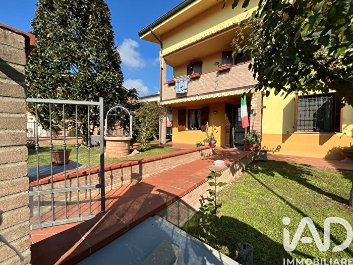Casa con 5 locali in vendita in Via Cocchi, San Felice Sul Panaro