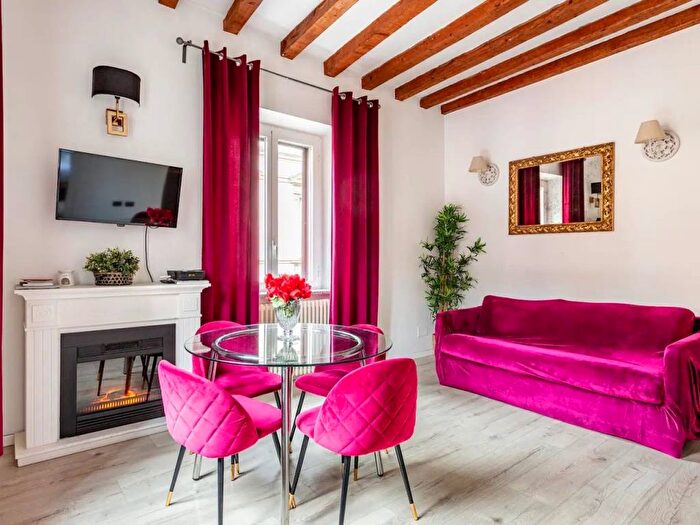 Appartamento bilocale in affitto in Via Pontida, Moscova, Milano