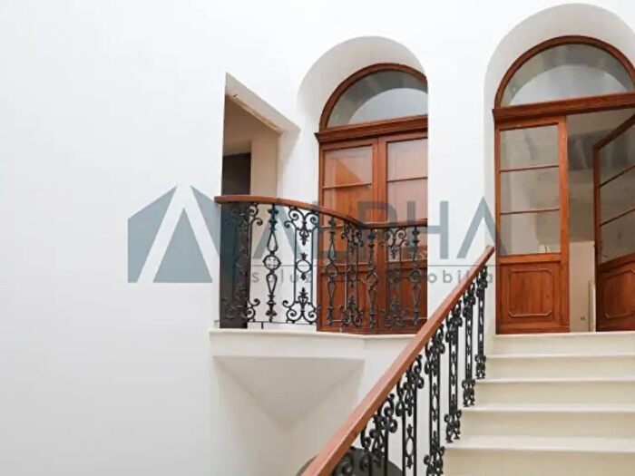 Appartamento con 6 locali in vendita in Via Carbonari, Cesena