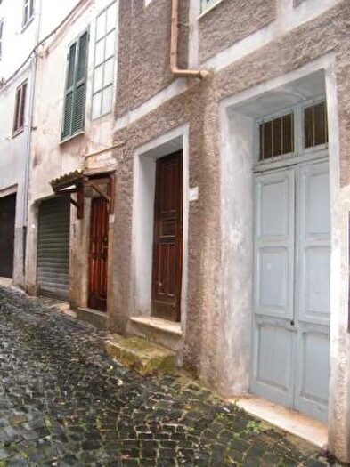 Casa quadrilocale in vendita in Corso Camillo Benso di Cavour, Alatri