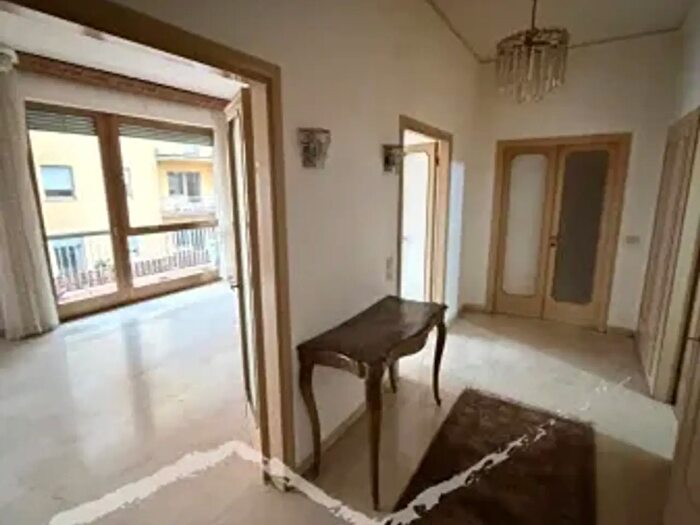Appartamento con 5 locali in vendita in Via Antonio Giacomini, Firenze