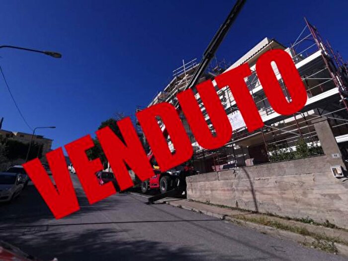 Appartamento trilocale in vendita in Via Paolo VI, Venetico