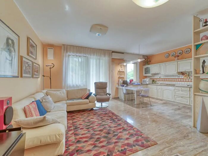 Appartamento con 5 locali in vendita in Via Antonio Ceron, Padova