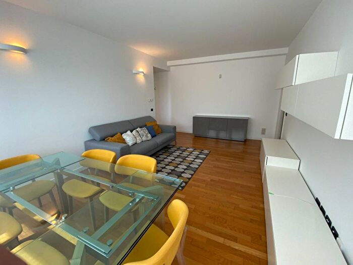 Appartamento trilocale in affitto in Via Giuseppe Bottelli, Greco Segnano, Milano