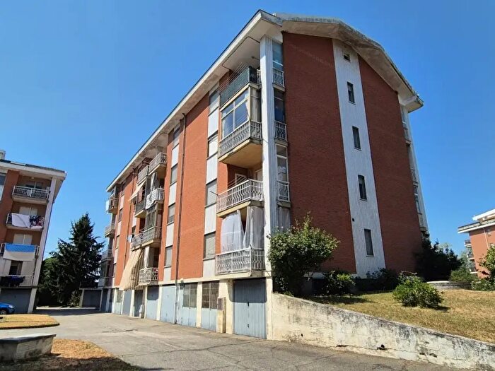 Appartamento quadrilocale in vendita in Via Faldella, Crescentino