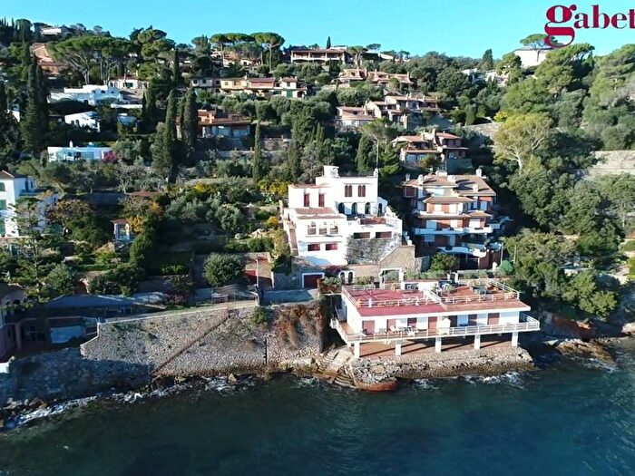 Casa con 6 locali in affitto in Via dei Fari, Porto Santo Stefano, Monte Argentario
