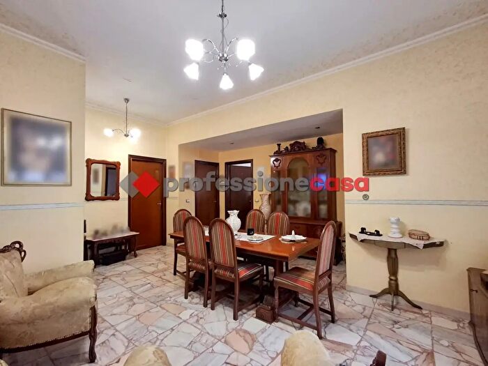 Appartamento trilocale in vendita in Via Mongibello, Belpasso
