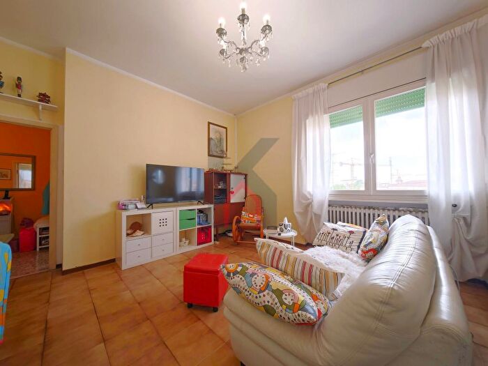 Appartamento con 5 locali in vendita in Via Fiera, Faenza