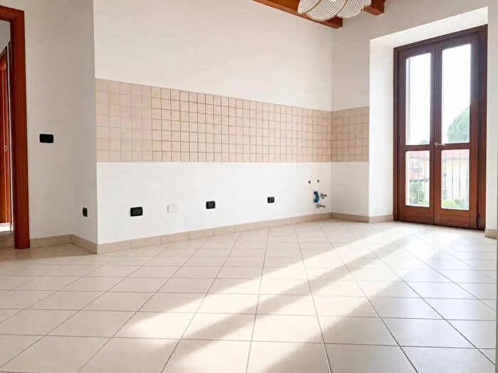 Appartamento trilocale in vendita in Via G Camozzi, Ponte San Pietro