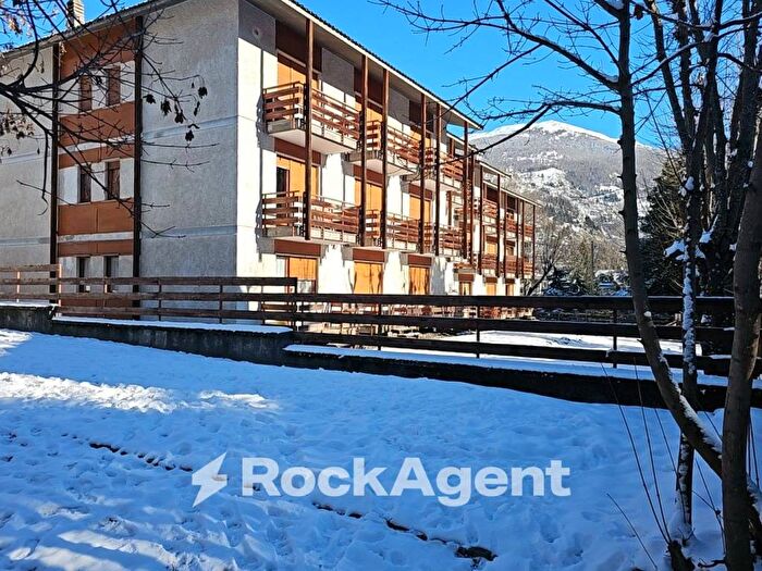 Appartamento monolocale in affitto in Viale Capuccio, Centro, Bardonecchia