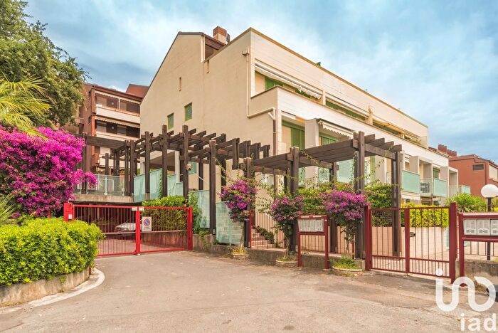 Appartamento trilocale in vendita in Via Asti, Ceriale