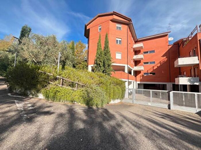 Appartamento quadrilocale in vendita in Via Leonardo da Vinci, Orte