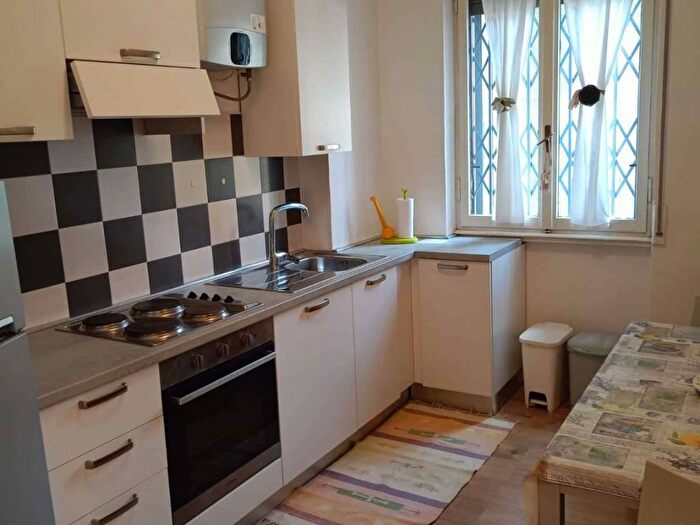 Appartamento trilocale in affitto in Via Palmanova, Crescenzago, Milano