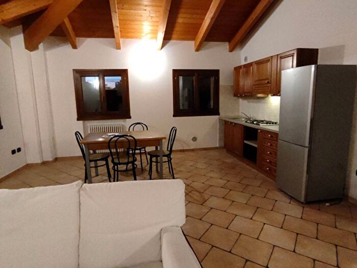 Appartamento bilocale in affitto in Via Roma, Centro, SantIlario dEnza