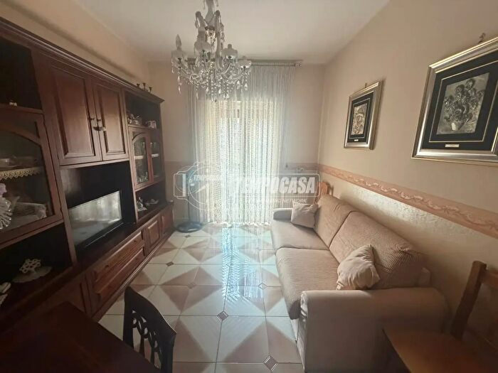 Appartamento bilocale in vendita in Napoli