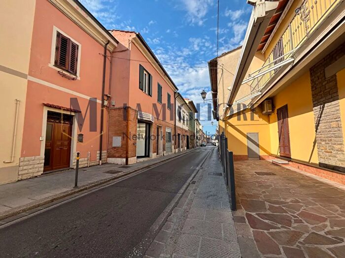 Casa quadrilocale in vendita in Via Matteo degli Organi, Prato