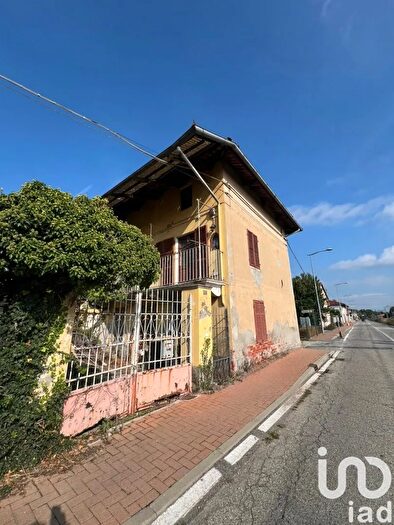 Casa con 5 locali in vendita in Via San Benigno, Volpiano