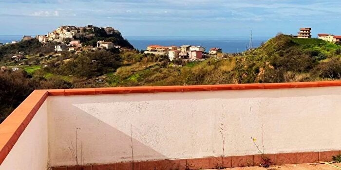 Appartamento trilocale in vendita in SantAndrea, Belvedere Marittimo