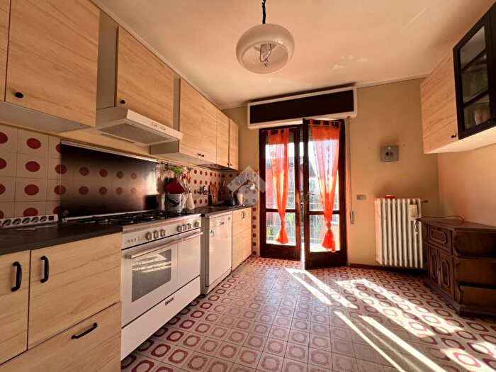 Appartamento trilocale in vendita in Via Piave, Bovezzo