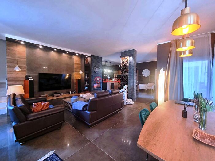 Casa con 6 locali in vendita in Via Palmieri, Trani