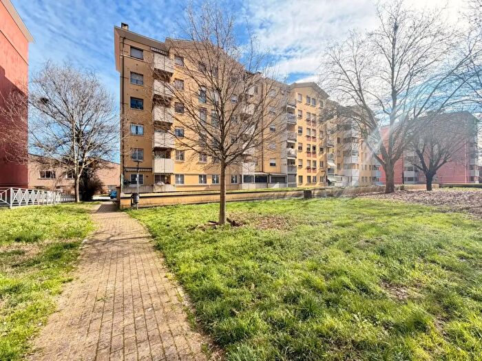 Appartamento trilocale in vendita in Via Cilea, Casalecchio Di Reno