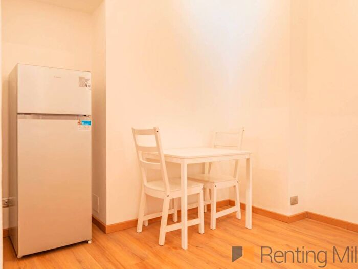 Appartamento bilocale in affitto in Viale Berengario, Monte Rosa Lotto, Milano