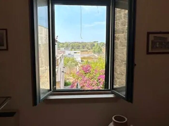 Casa con 6 locali in vendita in Via Tenente a Pedaci, PresicceAcquarica